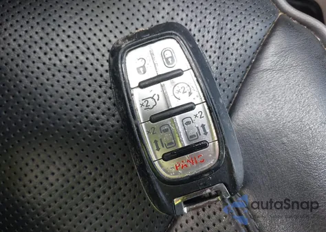 2020 Chrysler Pacifica Limited from USA, damaged, VIN 2C4RC1GG3LR285360